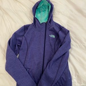 Purple north face jacket with fleece lining
